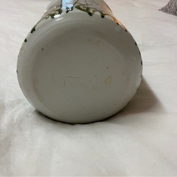 Lovely Flower Vase - Picture 8 of 10